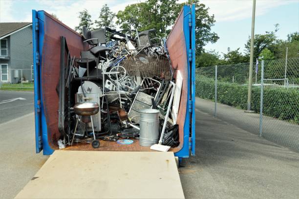 Best Full-Service Junk Removal  in Dewitt, MI